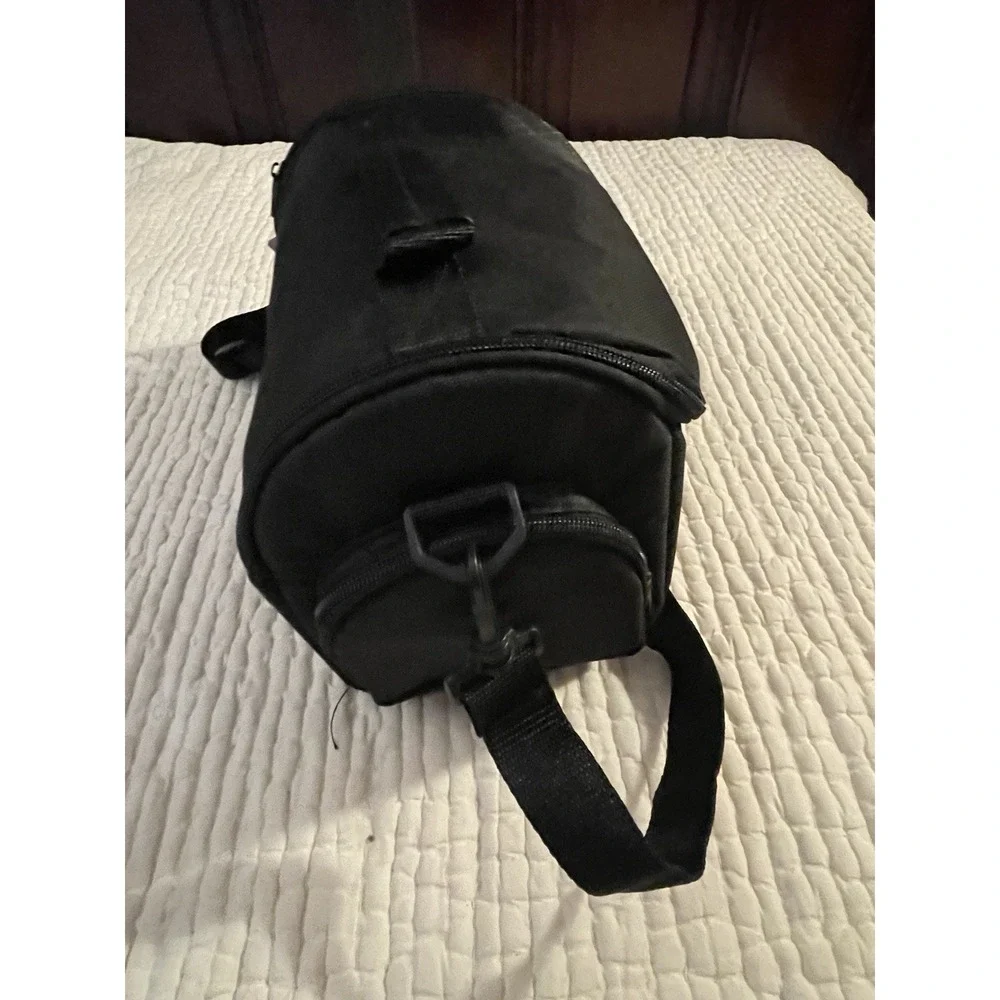 Xit XTCC3 Deluxe Digital Camera/Video Padded Carrying Case, Large (Black)